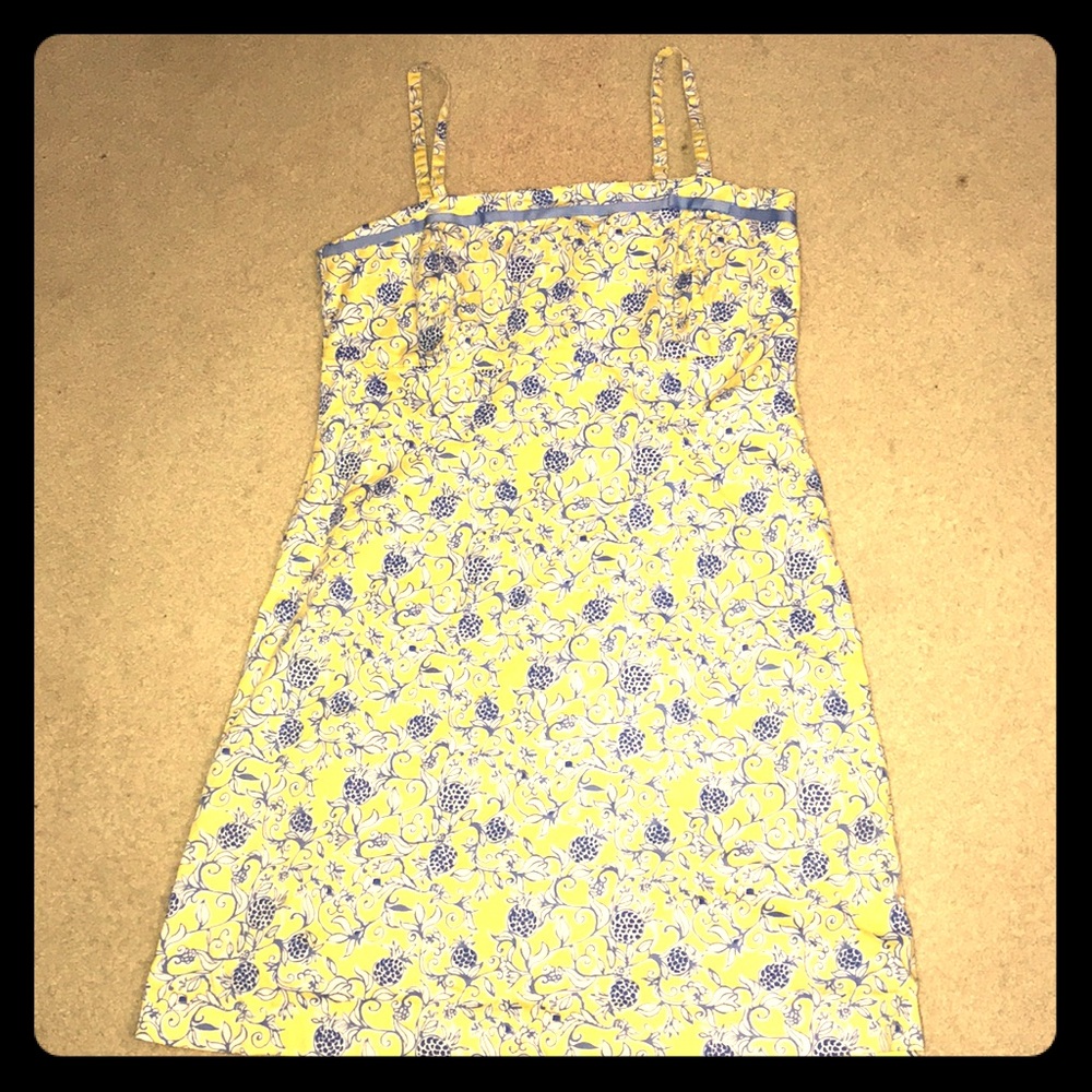 Cute yellow summer dress!